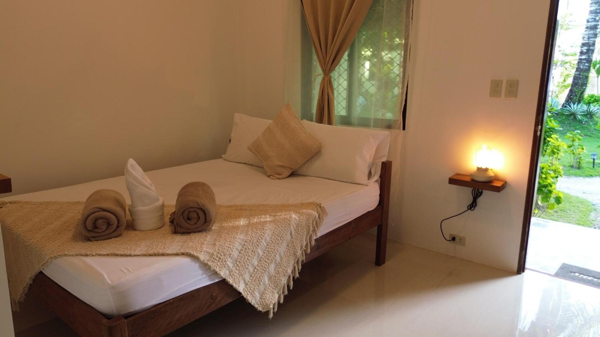 General'S Hideout Siargao Hotel Хенерал Луна Екстериор снимка