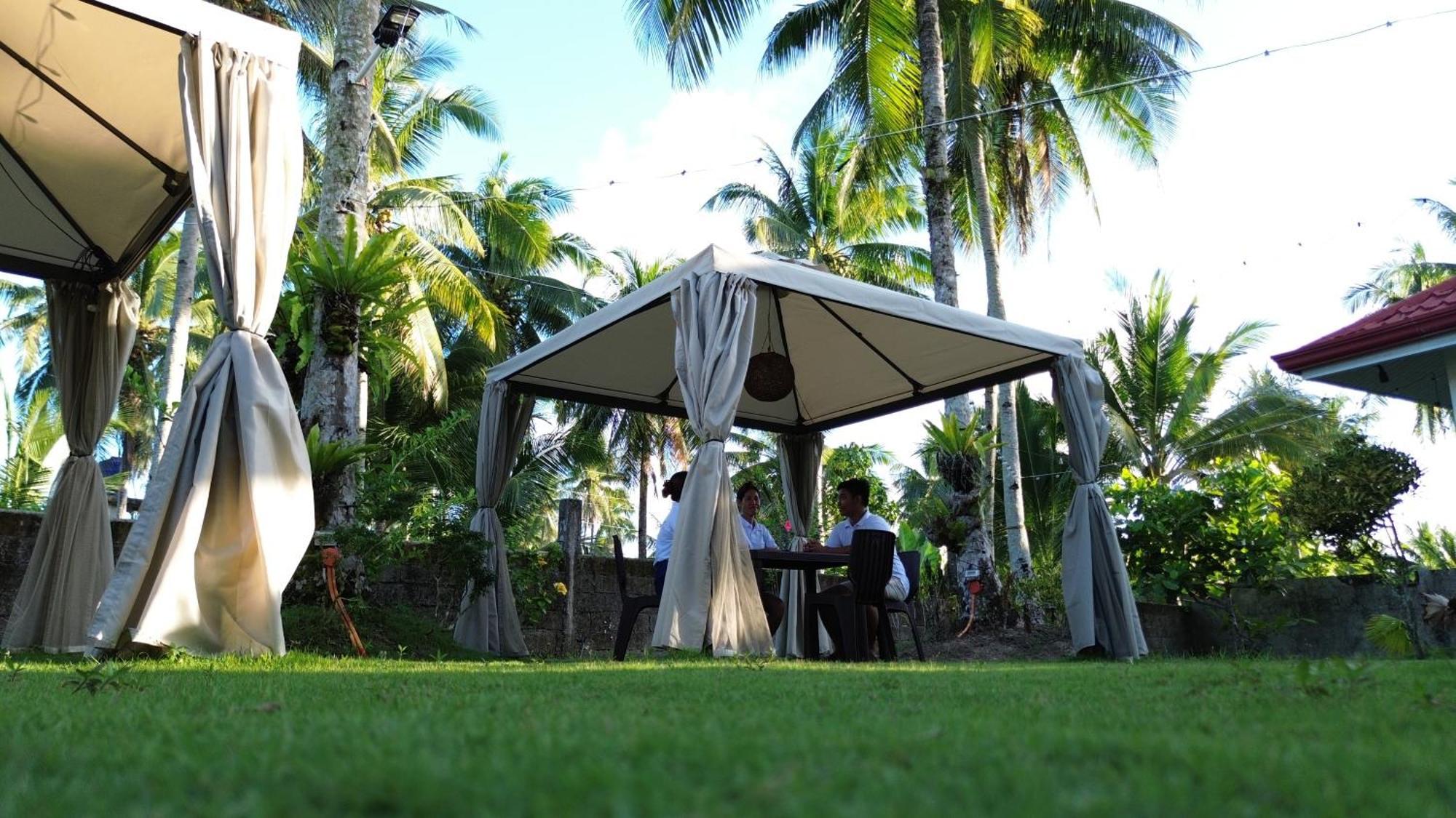 General'S Hideout Siargao Hotel Хенерал Луна Екстериор снимка