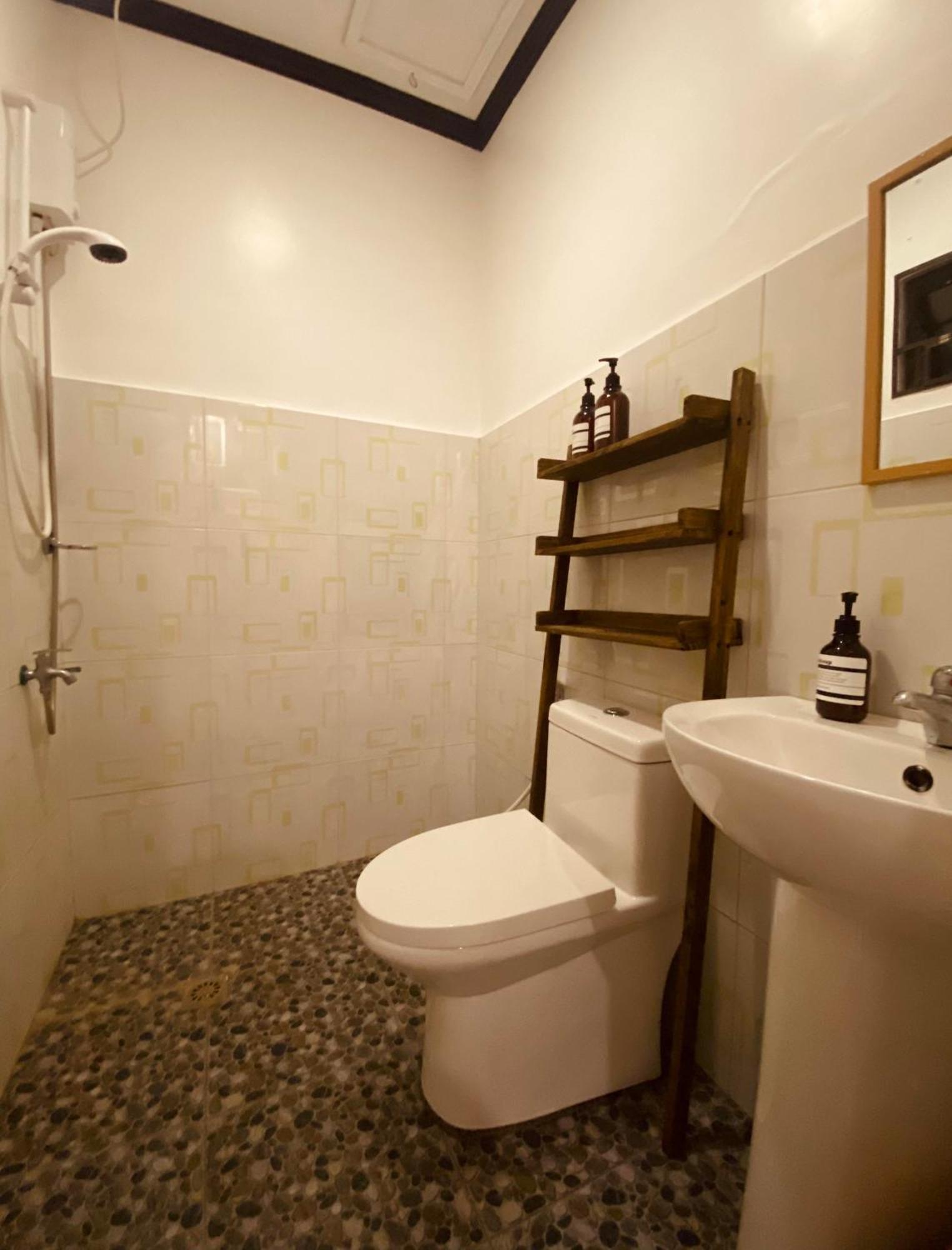 General'S Hideout Siargao Hotel Хенерал Луна Екстериор снимка