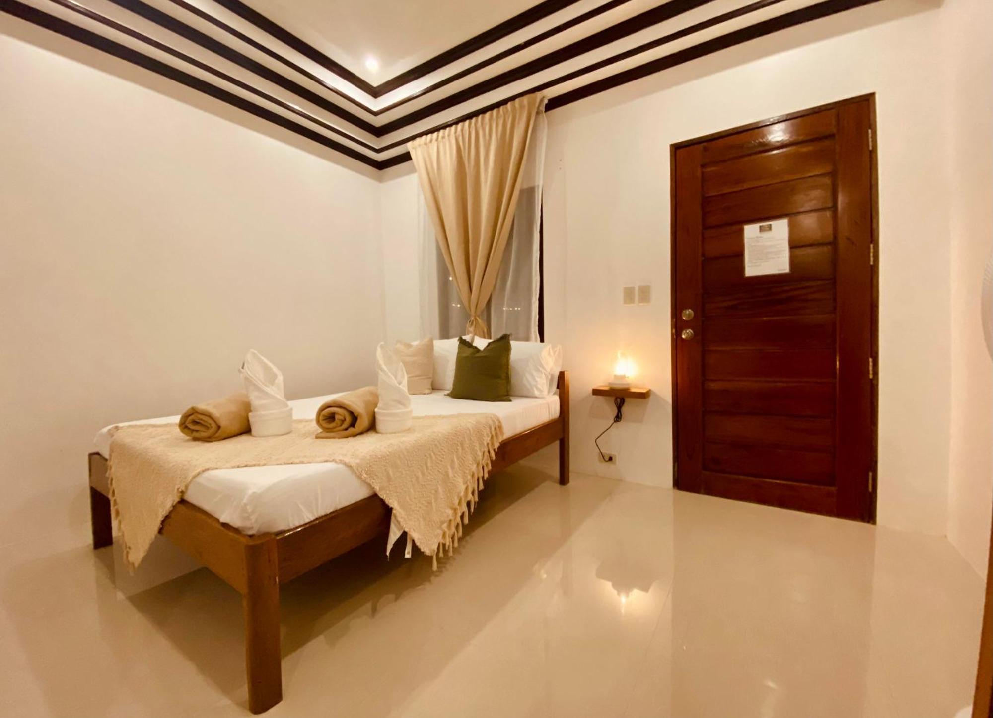 General'S Hideout Siargao Hotel Хенерал Луна Екстериор снимка